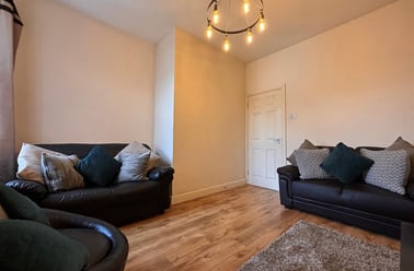 Eighth Avenue, Heaton, Newcastle - Image 2